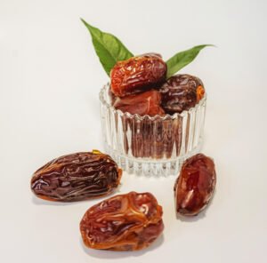 खजूर के 21 स्वास्थ्य लाभ – 21 Health Benefits of Dates